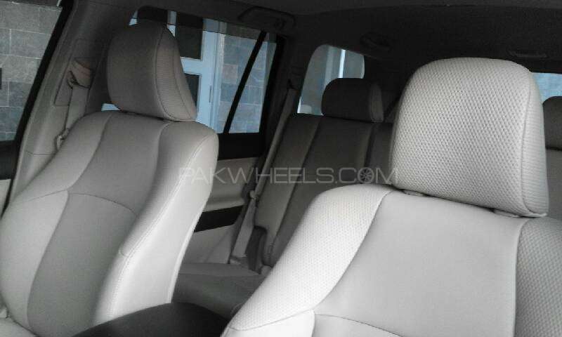 Toyota Prado - 2010  Toyota Prado - 2010  Image-17