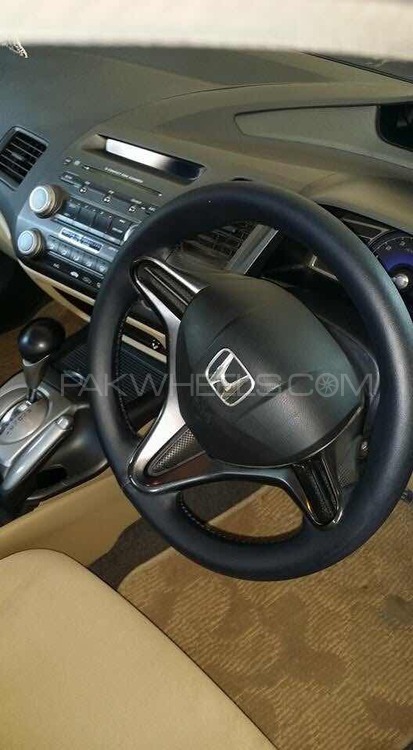 Honda Civic - 2009  Honda Civic - 2009  Image-3