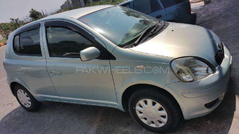 Toyota Vitz - 2004 Toyota Vitz Toyota Vitz - 2004 Toyota Vitz Image-14