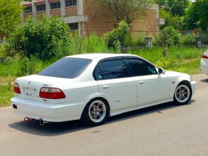 ہونڈا سوک - 2000