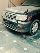 ٹویوٹا لینڈ کروزر - 2003