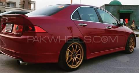 Honda Accord - 2006  Honda Accord - 2006  Image-3