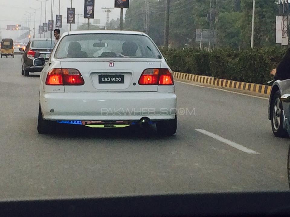 Honda Civic - 2000  Honda Civic - 2000  Image-2