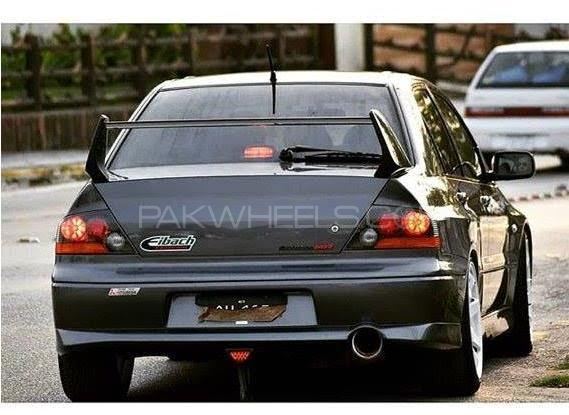Mitsubishi Lancer Evolution X - 2005  Mitsubishi Lancer Evolution X - 2005  Image-13