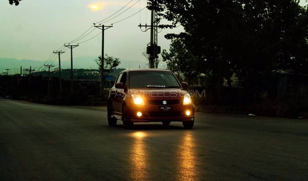 Suzuki Swift - 2010  Suzuki Swift - 2010  Image-2