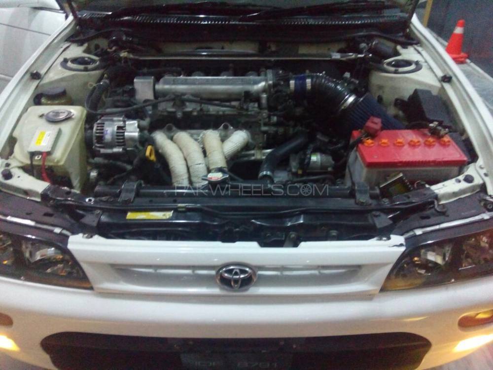 Toyota Corolla - 2000  Toyota Corolla - 2000  Image-4