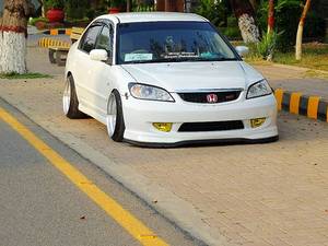 ہونڈا سوک - 2004