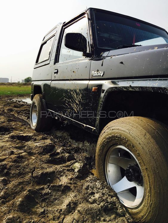 Daihatsu Rocky - 1989 mudder Daihatsu Rocky - 1989 mudder Image-6