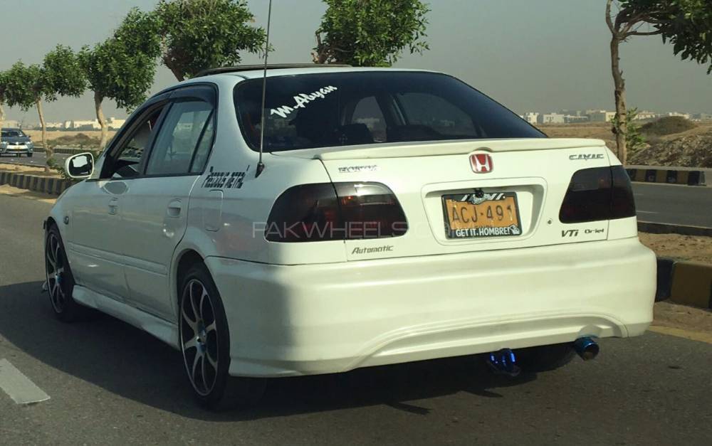 Honda Civic - 2000  Honda Civic - 2000  Image-2