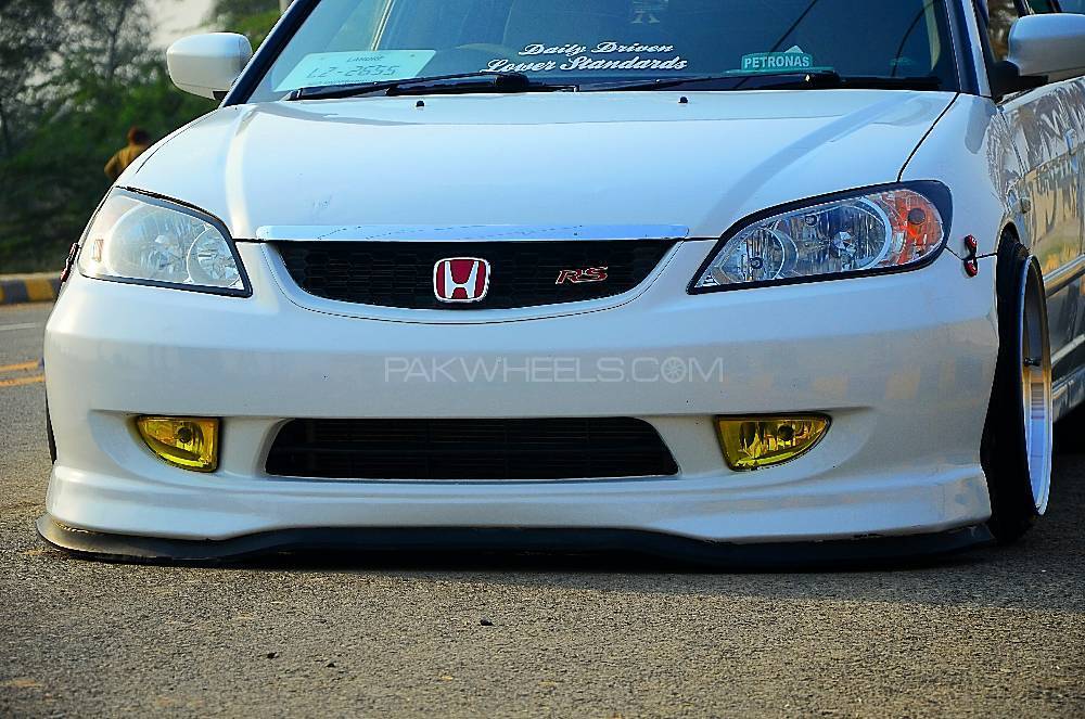 Honda Civic - 2004  Honda Civic - 2004  Image-2