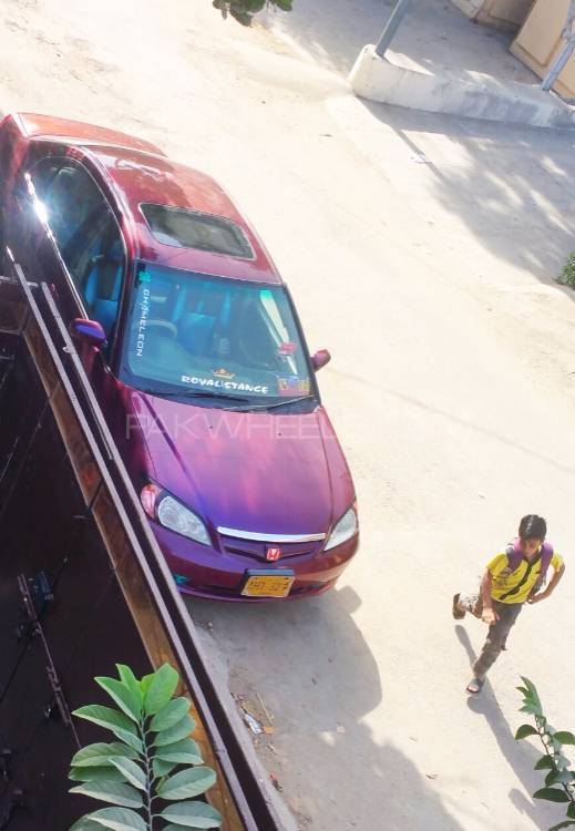 Honda Civic - 2005  Honda Civic - 2005  Image-3