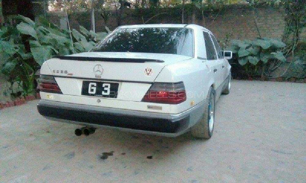 Mercedes Benz E Class - 1990 ARBAB Mercedes Benz E Class - 1990 ARBAB Image-9
