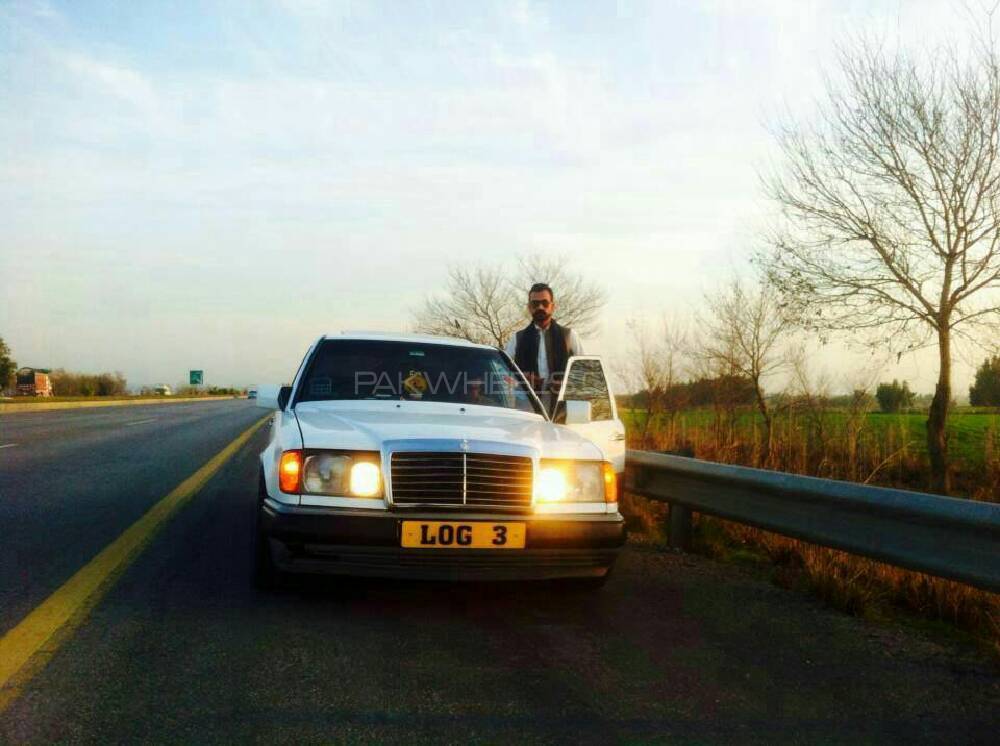 Mercedes Benz E Class - 1990 ARBAB Mercedes Benz E Class - 1990 ARBAB Image-16