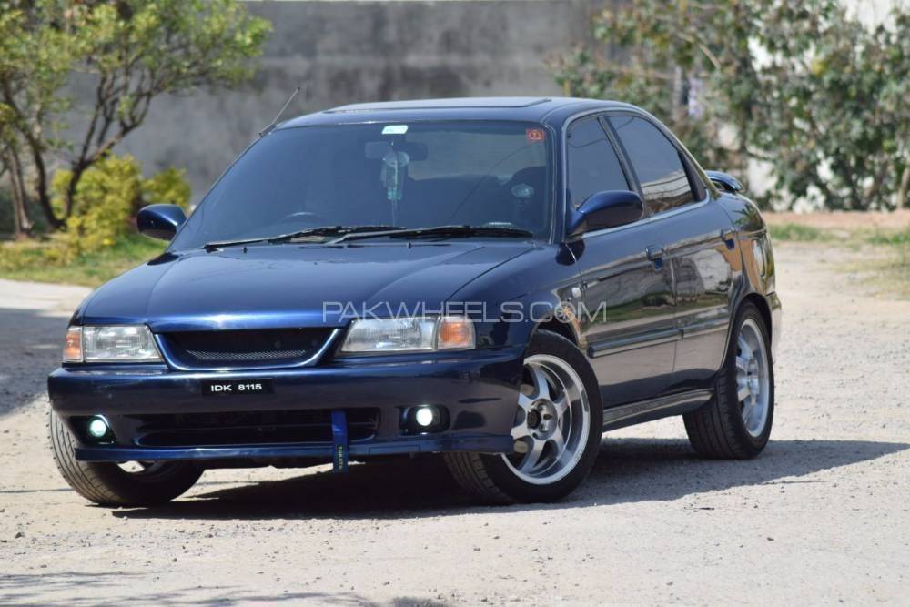 Suzuki baleno 2001