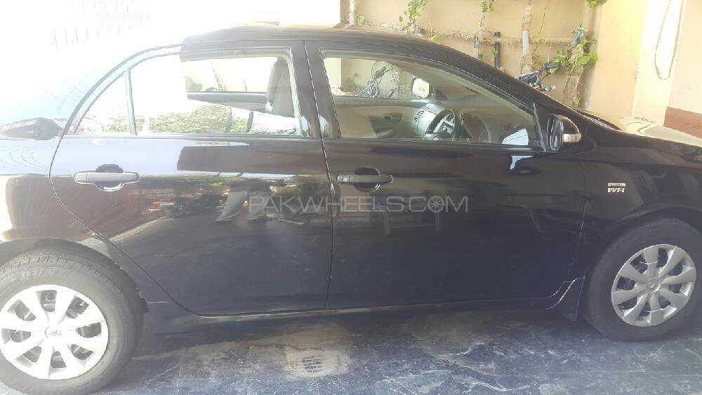ٹویوٹا کرولا - 2012 crolla gli 1.6 auto black colour  ٹویوٹا کرولا - 2012 crolla gli 1.6 auto black colour  Image-11