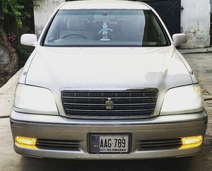 Toyota Crown - 2003