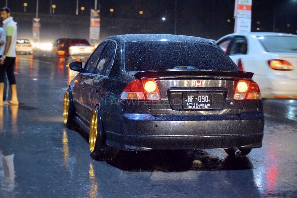 Honda Civic - 2005  Honda Civic - 2005  Image-3