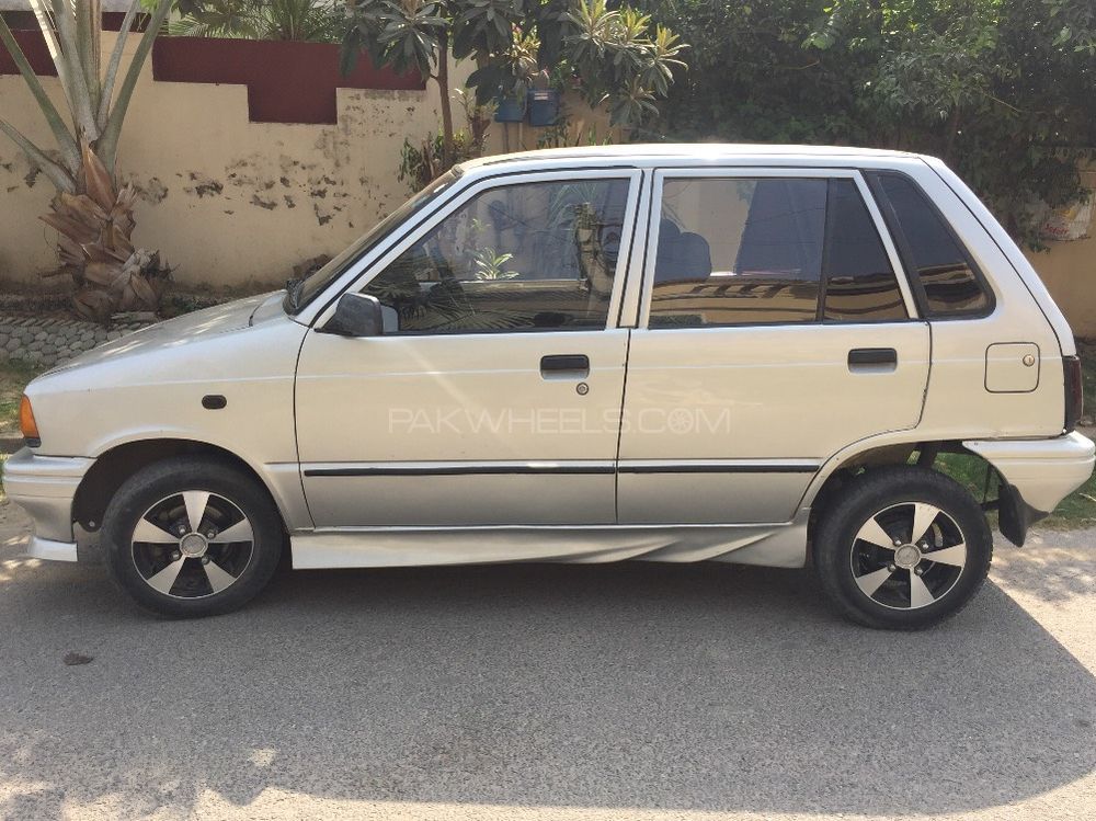 Suzuki Mehran - 2001  Suzuki Mehran - 2001  Image-2