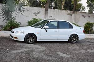 ہونڈا سوک - 2001