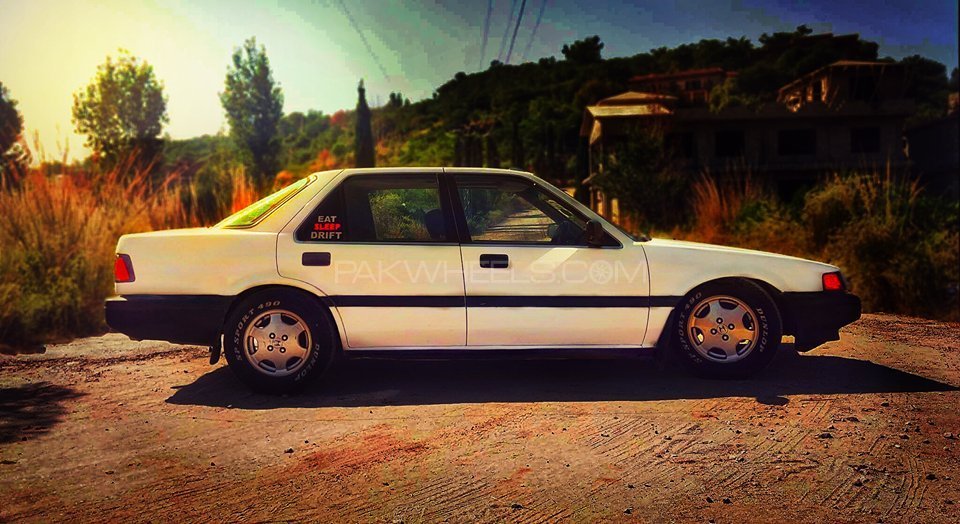 Honda Accord - 1988  Image-1