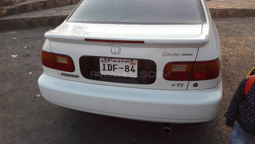 ہونڈا سوک - 1992  ہونڈا سوک - 1992  Image-2