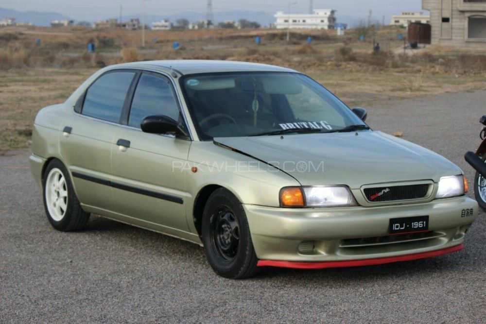 Suzuki Baleno - 1999  Suzuki Baleno - 1999  Image-2