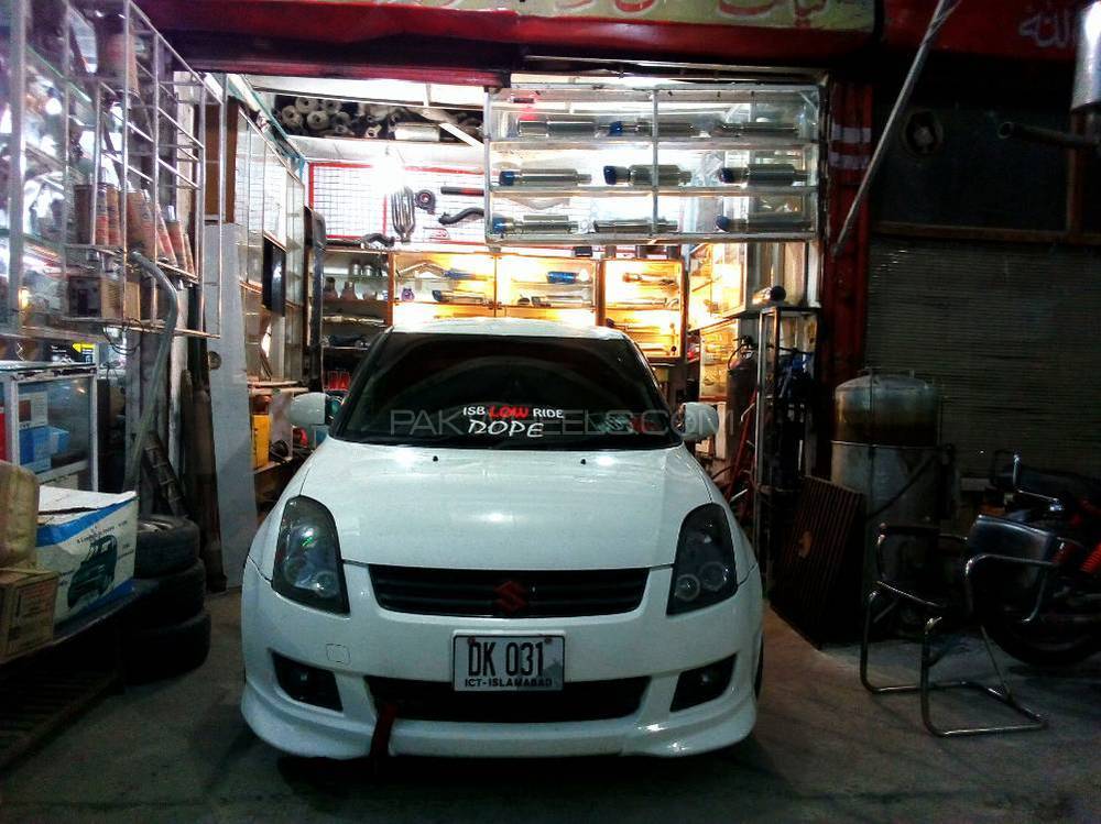 Suzuki Swift - 2015  Suzuki Swift - 2015  Image-4