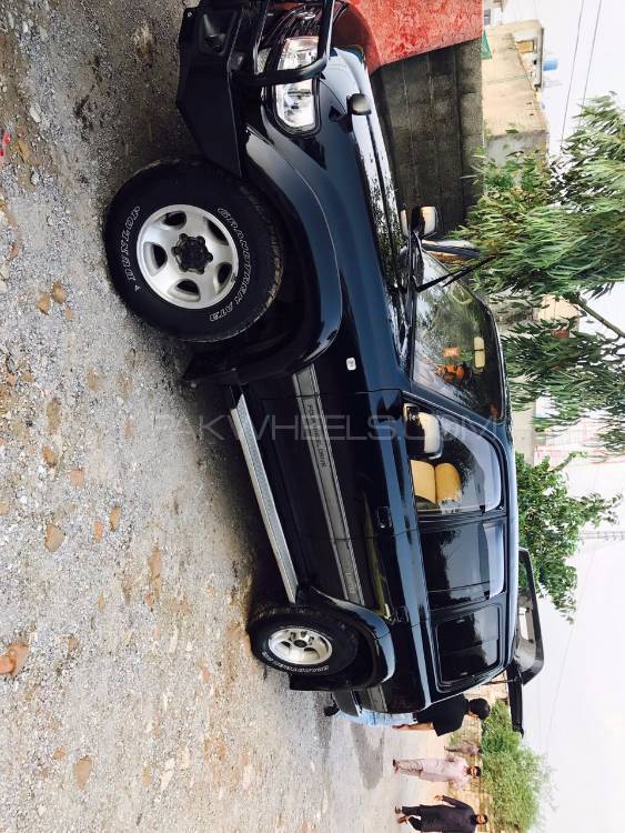 Toyota Land Cruiser - 1998  Toyota Land Cruiser - 1998  Image-4
