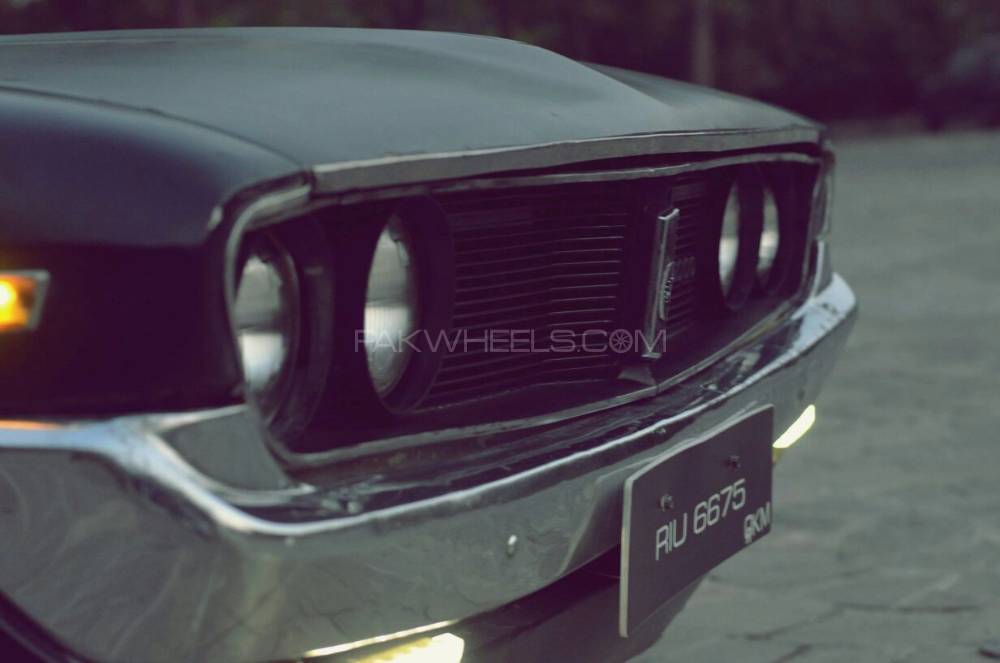 Toyota Mark II - 1973  Toyota Mark II - 1973  Image-2