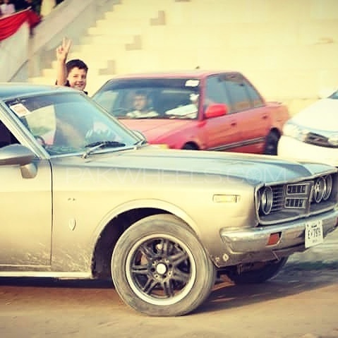 Toyota Mark II - 1974  Toyota Mark II - 1974  Image-3
