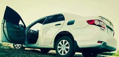 Toyota Corolla - 2012  Toyota Corolla - 2012  Image-4