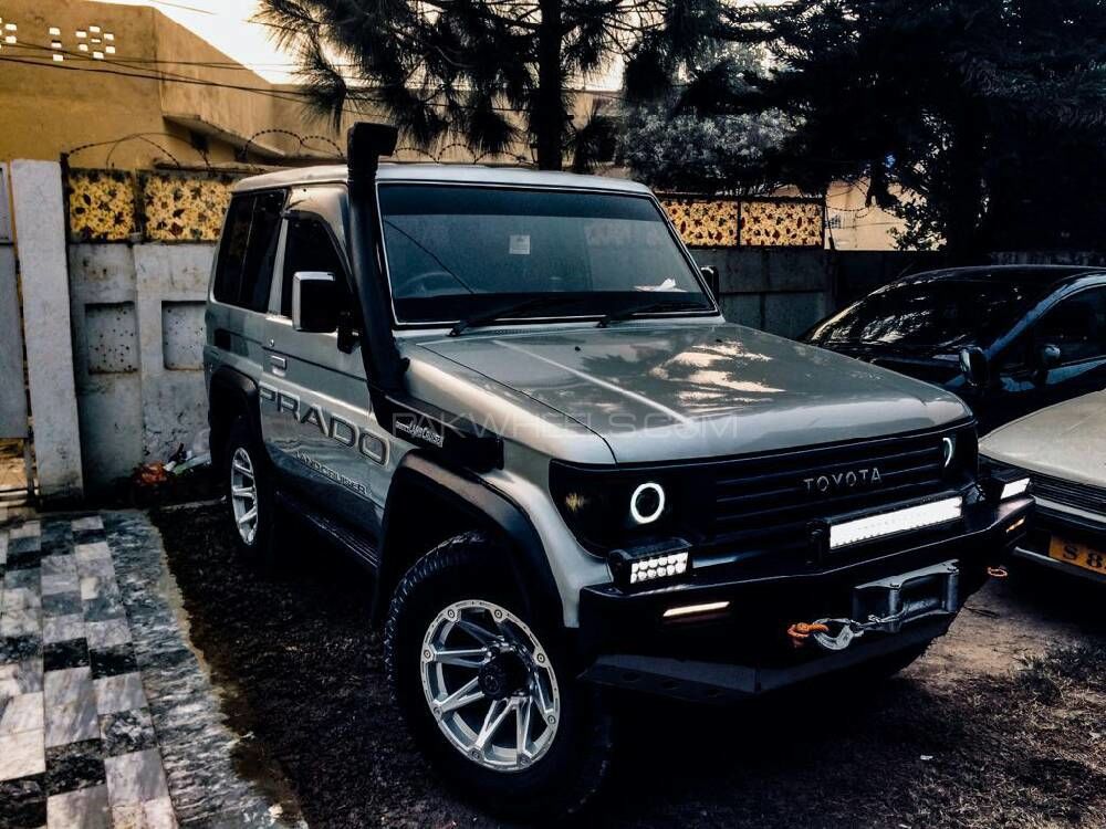 Toyota Land Cruiser - 1991 (MONSTER) Toyota Land Cruiser - 1991 (MONSTER) Image-4