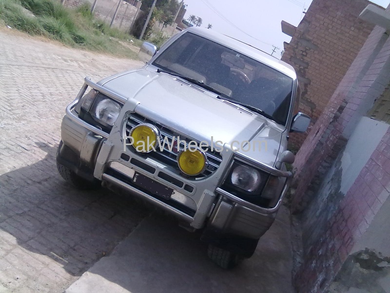 Mitsubishi Pajero - 1996 Pajo Image-1
