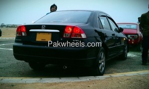 Honda Civic - 2004