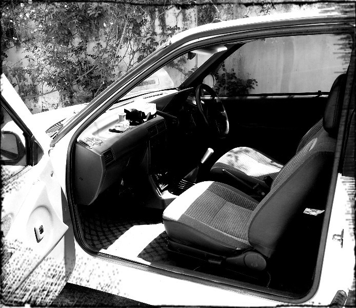 ڈائیہاتسو چارڈ - 1988 Bolt ڈائیہاتسو چارڈ - 1988 Bolt Image-3