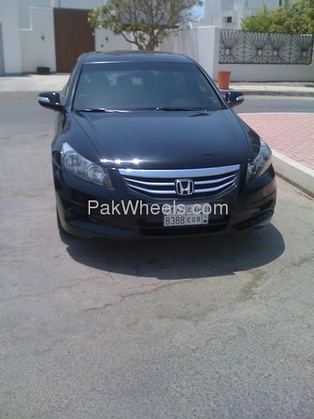 Honda Accord - 2012 BlackBeauty Honda Accord - 2012 BlackBeauty Image-2