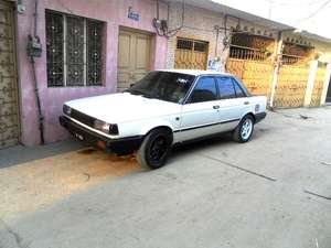Nissan Sunny - 1989