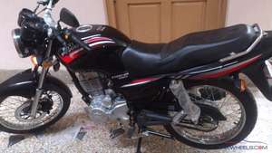 راوی Piaggio Storm 125 - 2014