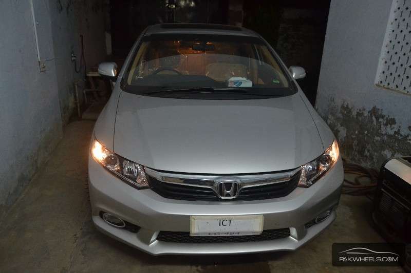 Honda Civic - 2014  Image-1