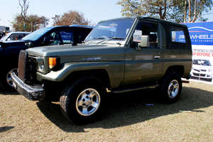 Toyota Land Cruiser - 1984