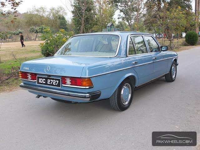 Mercedes Benz 200 T - 1979 W 123 Mercedes Benz 200 T - 1979 W 123 Image-2