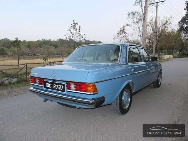 Mercedes Benz 200 T - 1979 W 123 Mercedes Benz 200 T - 1979 W 123 Image-6