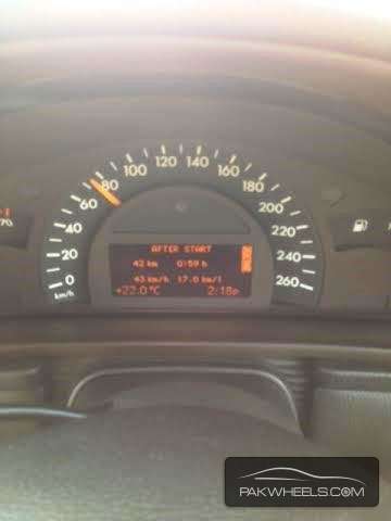 Mercedes Benz C Class - 2003 Merc Mercedes Benz C Class - 2003 Merc Image-3