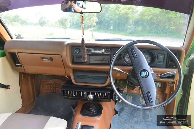 Toyota Corolla - 1976 Maya 56 Toyota Corolla - 1976 Maya 56 Image-3