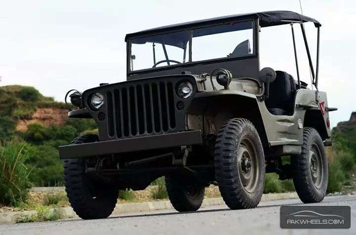Willys M38 - 1942  Image-1