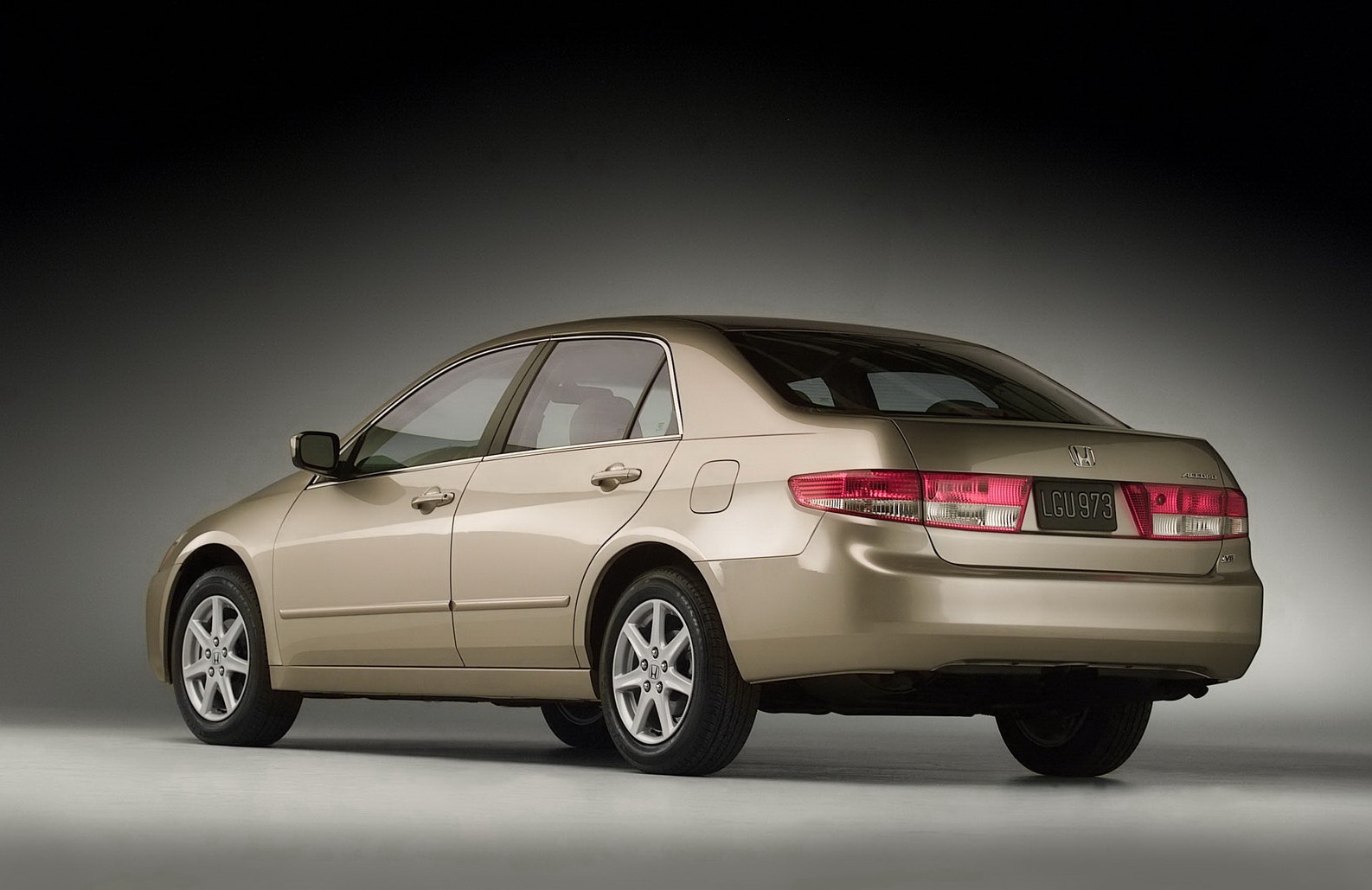 Honda Accord CL9 Price in Pakistan, Specification & Features | PakWheels