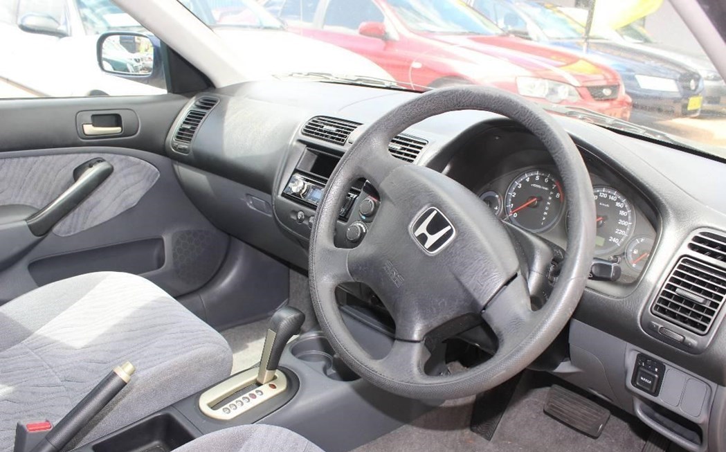 Honda Civic 7th Generation Interior Dashboard