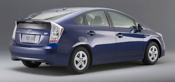 Toyota Prius 3rd Generation Exterior Rear Side View