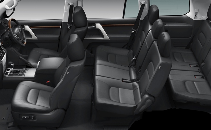 Toyota Land Cruiser 200-Series (Facelift) Generation Interior Cabin