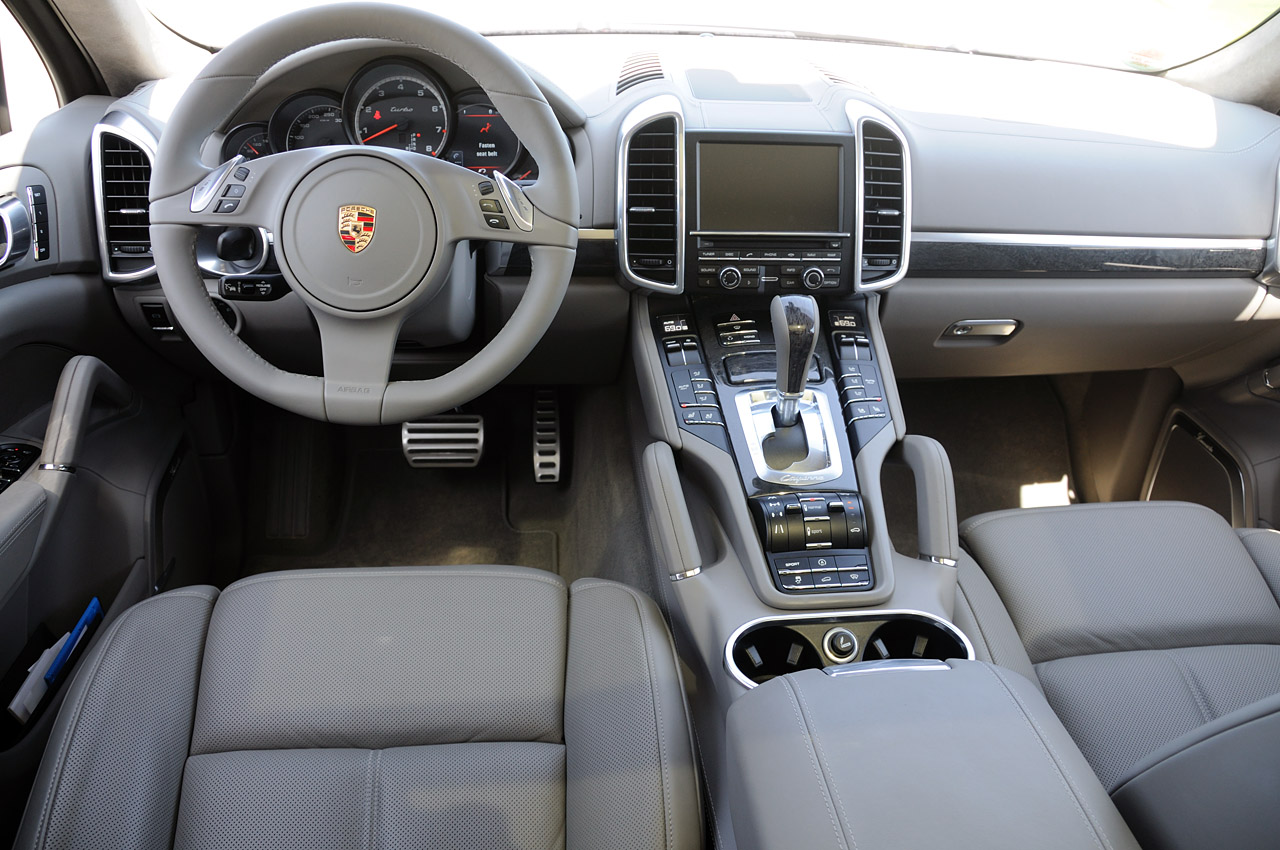 Porsche Cayenne 2nd Generation Interior Dashboard